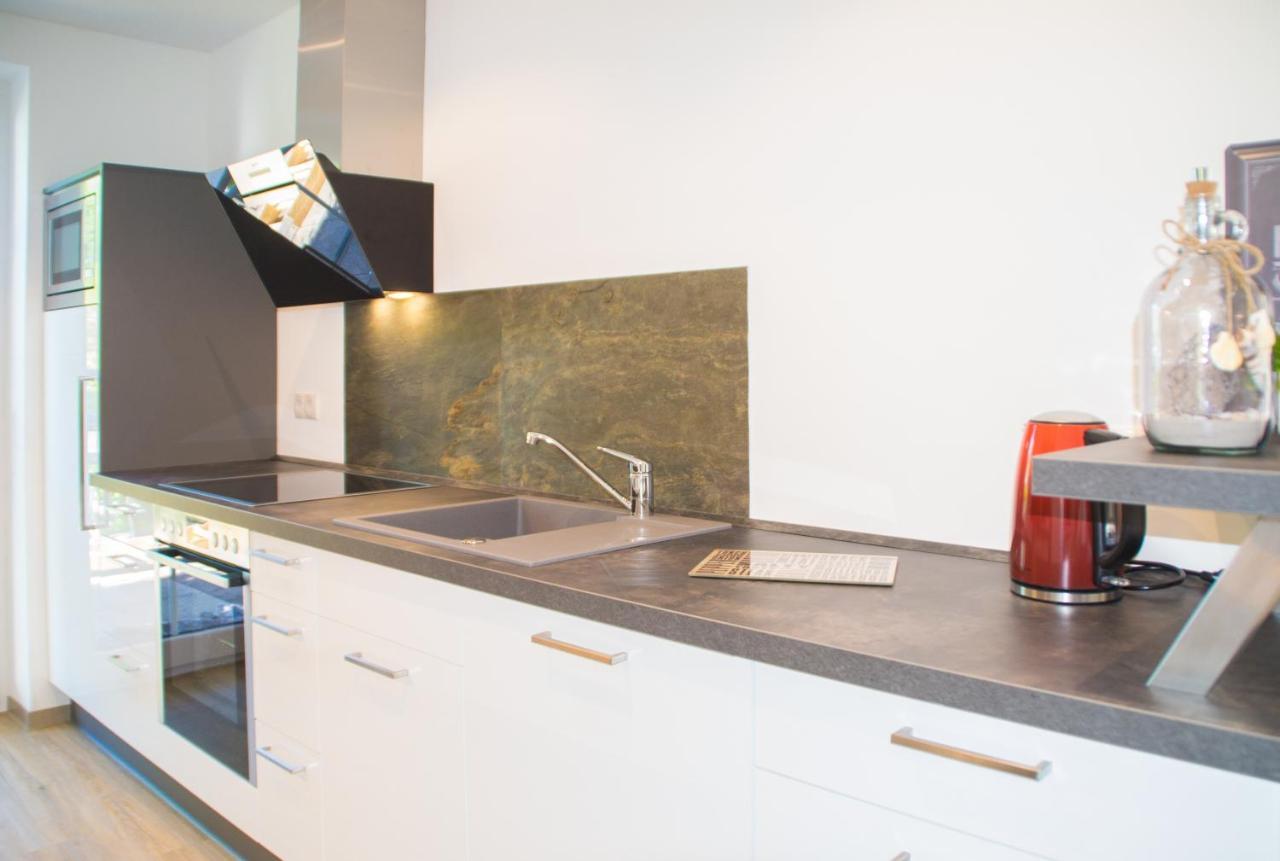 Sellin  Ferienappartement Mit Seeblick In Der Villa Columba מראה חיצוני תמונה